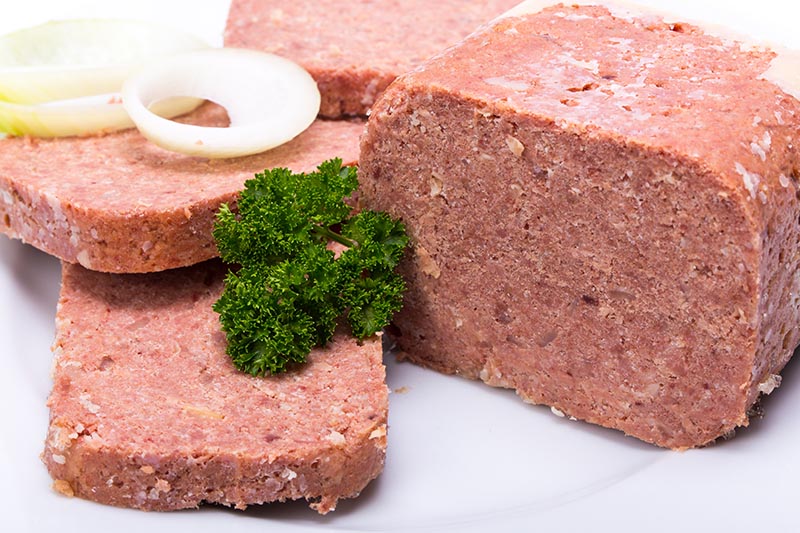 corned beef on a white plate