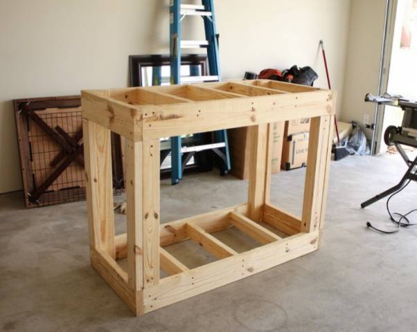 DIY Aquarium Stand 3