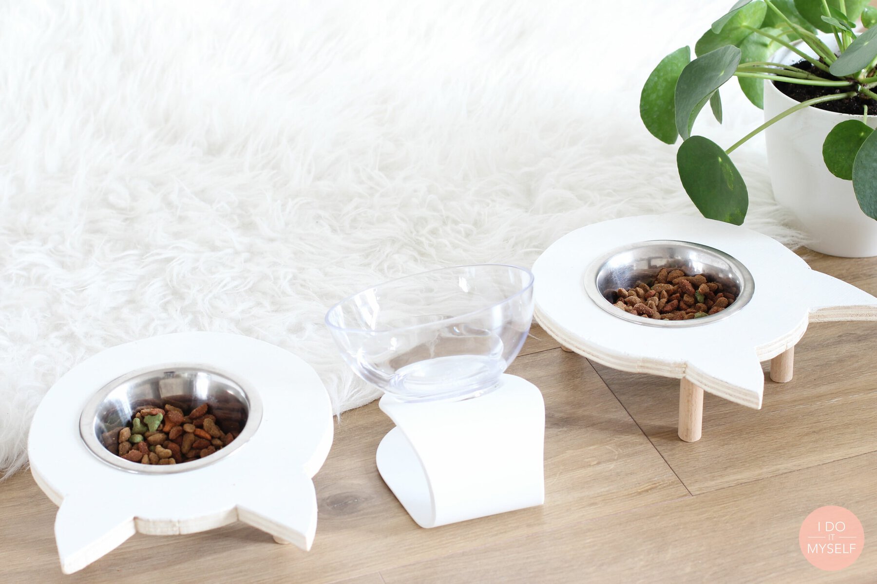 DIY Raised Cat Bowl
