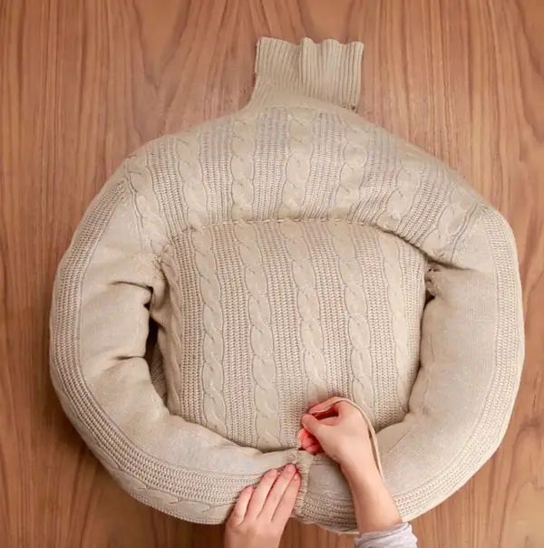 DIY Sweater Bed