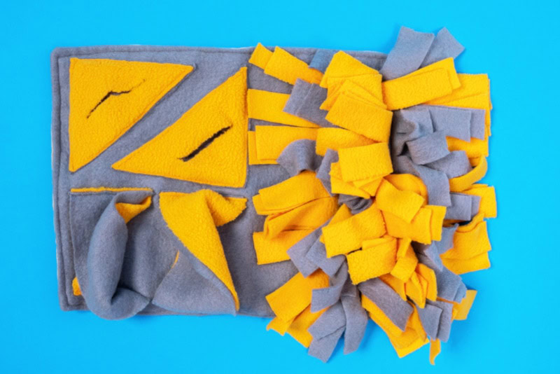 Interactive activity mats for rabbits