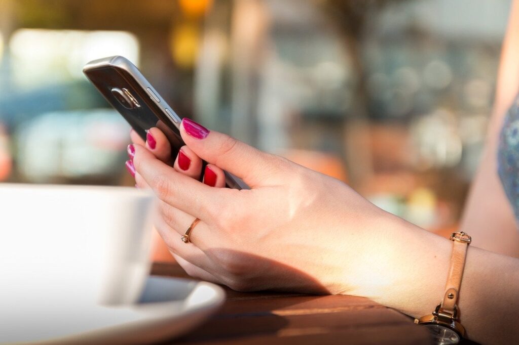 connecting to online community