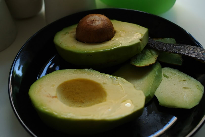 sliced avocado