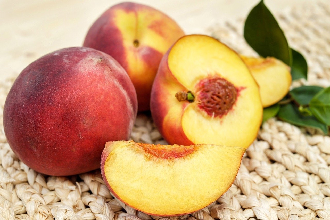 sliced peach