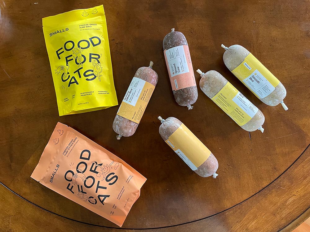 smalls human-grade fresh and freeze-dried raw cat food on a table