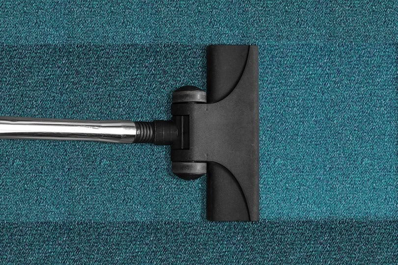 vacuum-cleaner-pixabay